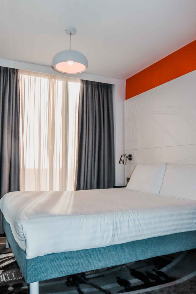 ibis Styles Glasgow Central double room bed